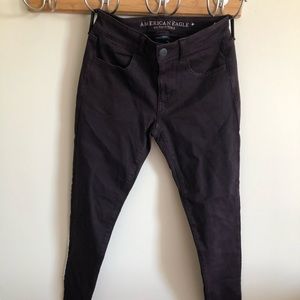 American eagle, never worn, skinny jeans